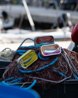 🇮🇳🐟 Chuť, ktorá cestuje naprieč oceánmi! Jemná makrela sa tu stretáva s pečenými mandľami a voňavým kari – originálnou...